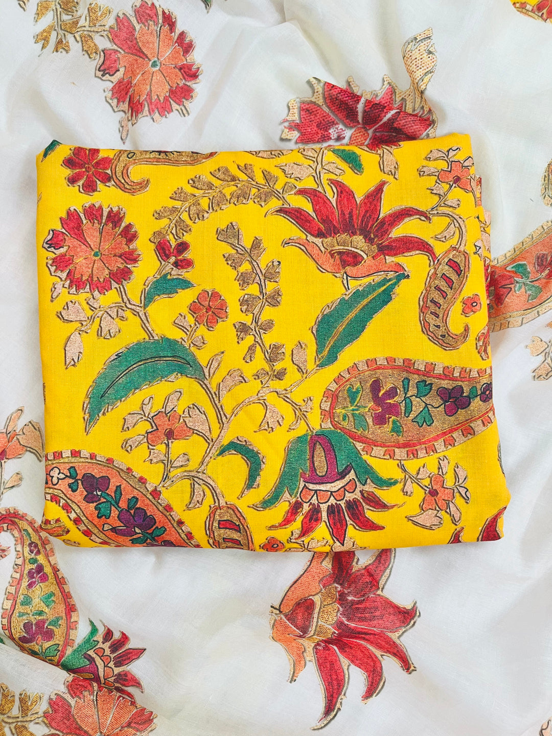 cotton unstiched suit wit printed soft dupatta & bottom